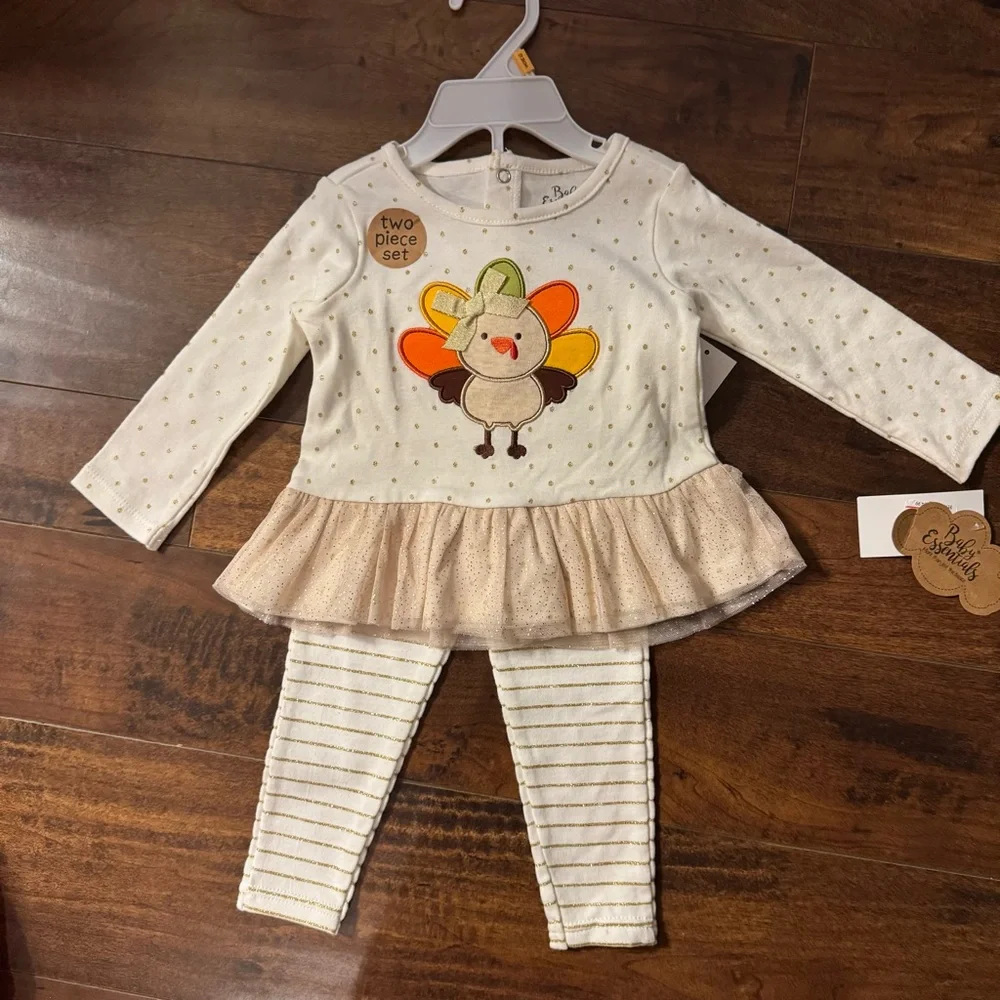 Baby Essentials Thanksgiving Turkey top  12M NWT Tutu Legging Set
